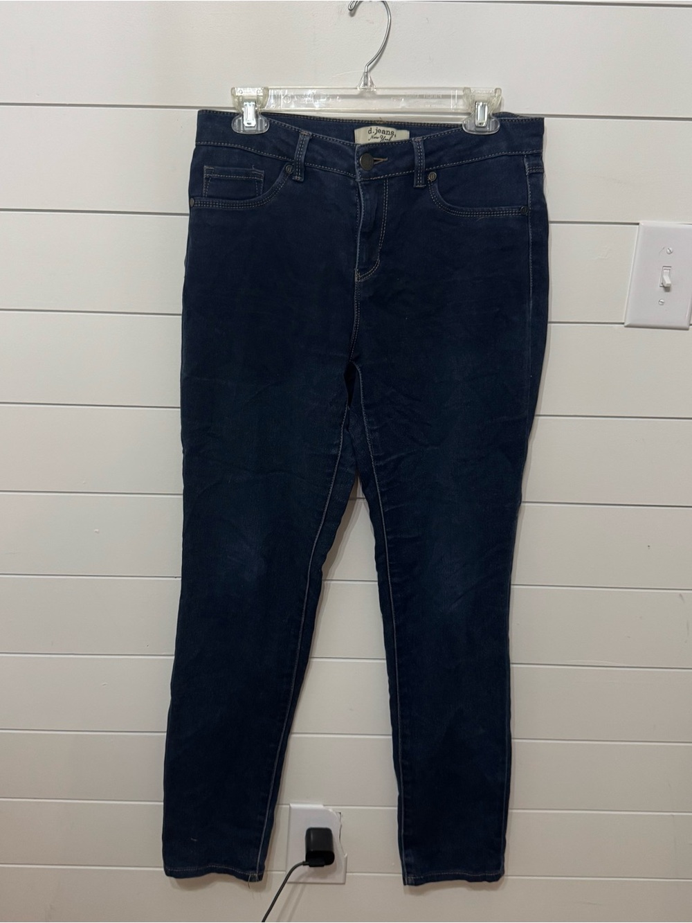 D. Jeans skinny jeans